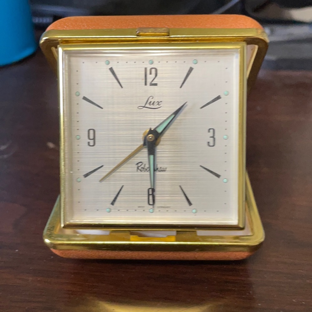 Vintage Robert Shaw Lux travel alarm clock